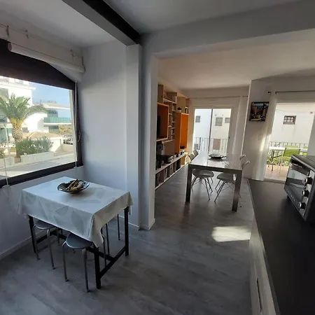 Familiar De 3 Hab Cerca De La Playa En - Es-170-75 *