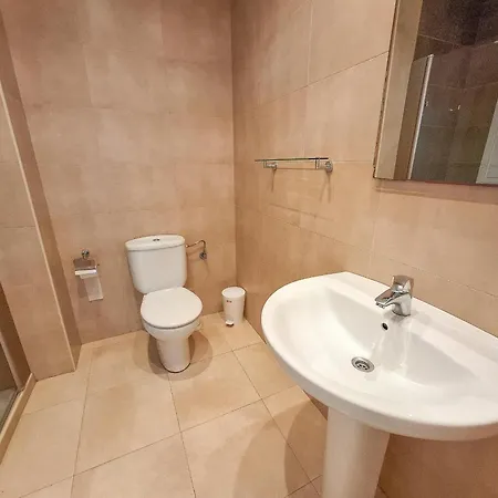 Apartamento Renovado, Céntrico Y Luminoso A 100m De La Playa Del Puerto, - Es-228-37 *